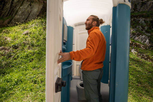 Portable Toilet Options We Offer in Spiro, OK
